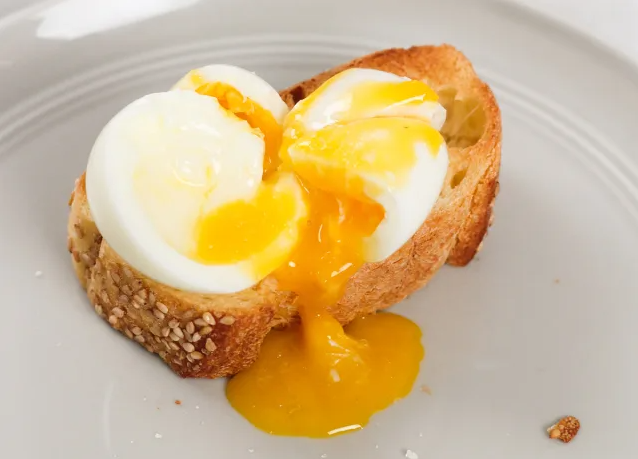The Best Way to Boil Eggs Fast