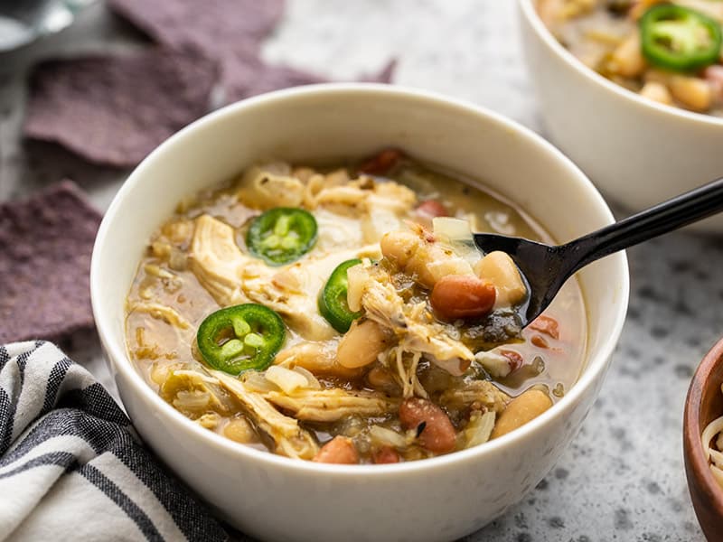 how to make slow cooker white chicken chili